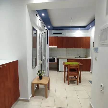 Chalkidonos Apartment *