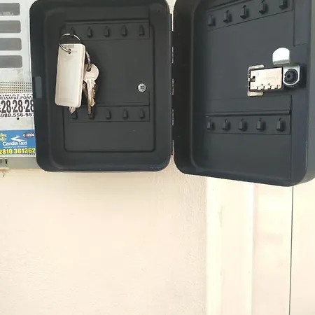 Chalkidonos Apartamento *